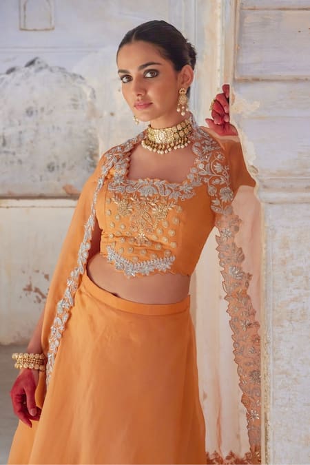 Shop Vinita Bhansali Orange , Organza Sequins, Zari Square Neck Cape Lehenga Set Online at Aza Fashions Shop_Vinita Bhansali_Orange , Organza Sequins, Zari Square Neck Cape Lehenga Set _Online_at_Aza_Fashions