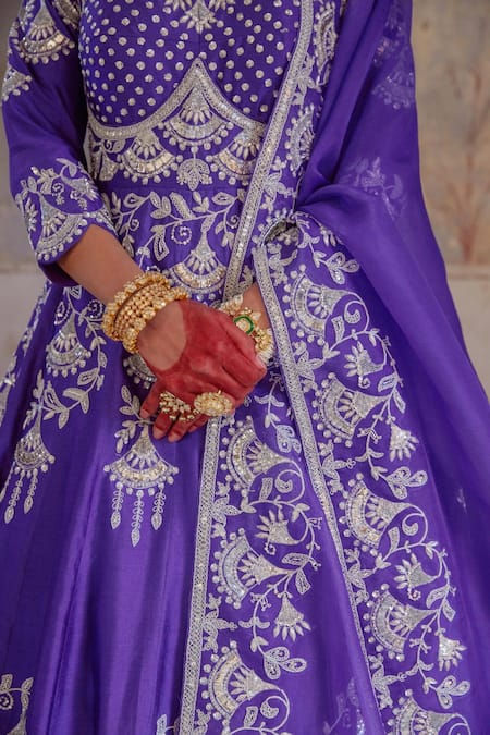 Shop_Vinita Bhansali_Purple Silk Embroidery Sweetheart Neck Falguni Gown Set _Online_at_Aza_Fashions