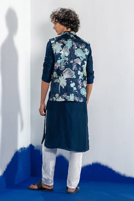 Label Shristi Chetani Printed Bundi Kurta Set 