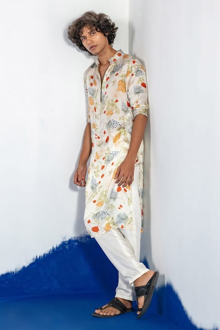 Buy_Label Shristi Chetani_White Bamboo Floral Printed Kurta Set_Online_at_Aza_Fashions