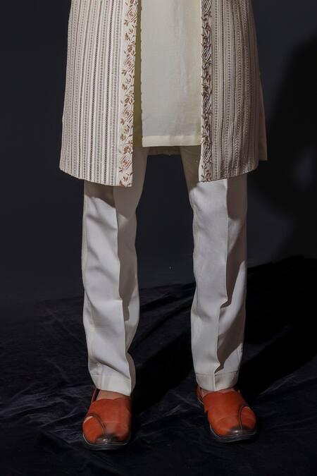 Niloufer By Aasif Ally_Cream Georgette, Silk Sequins Gold Sequence Kurta Set _Online_at_Aza_Fashions