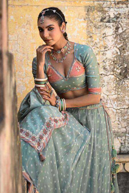 Buy_Baise Gaba_Green Chiffon, Muslin, Chanderi Embroidery V-neck Bandhej Print Lehenga Set _Online_at_Aza_Fashions