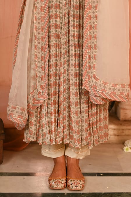 Buy Baise Gaba Cream Organza, Chiffon, Muslin Embroidery Scoop Mughal Tile Print Anarkali Set Buy_Baise Gaba_Cream Organza, Chiffon, Muslin Embroidery Scoop Mughal Tile Print Anarkali Set
