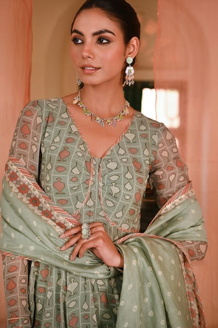 Buy_Baise Gaba_Green Chiffon Gota Patti V-neck Mughal Print Peplum Top And Gharara Set _Online_at_Aza_Fashions