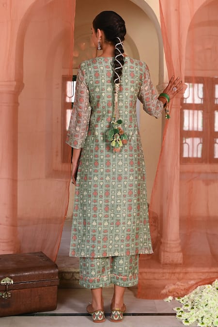 Baise Gaba Neel Kamal Printed Kurta Set 