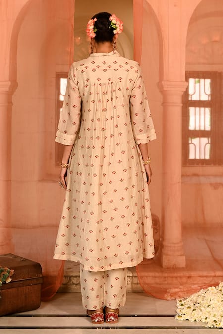 Shop Baise Gaba Beige Chanderi Embroidery V-neck Floral Print Kurta Set at Aza Fashions Shop_Baise Gaba_Beige Chanderi Embroidery V-neck Floral Print Kurta Set _at_Aza_Fashions