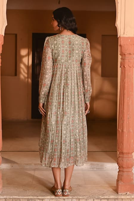Shop Baise Gaba Green Chanderi Open Neck Vase Print Midi Dress at Aza Fashions Shop_Baise Gaba_Green Chanderi Open Neck Vase Print Midi Dress _at_Aza_Fashions