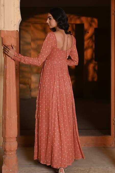 Shop Baise Gaba Orange Chiffon Halter Neck Bandhej Print Maxi Dress at Aza Fashions Shop_Baise Gaba_Orange Chiffon Halter Neck Bandhej Print Maxi Dress _at_Aza_Fashions