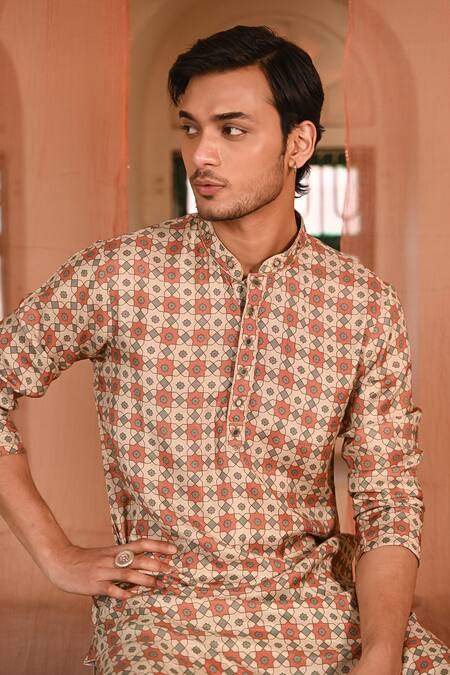 Baise Gaba_Cream Muslin Geometric Motif Printed Kurta Set _at_Aza_Fashions
