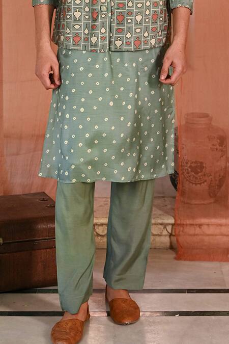 Baise Gaba_Green Muslin Embroidery Reversible Kurta Set With Jacket _Online_at_Aza_Fashions