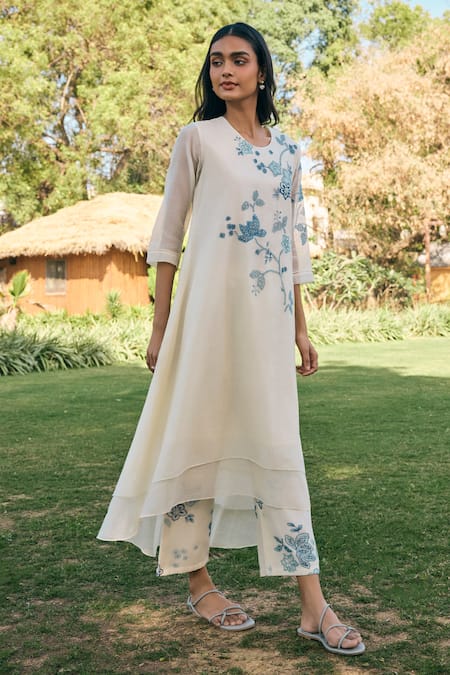 Shop_Vaayu_Off White Muslin, Cotton Embroidery, Applique Round Neck Pearl Co-ord Set _Online_at_Aza_Fashions