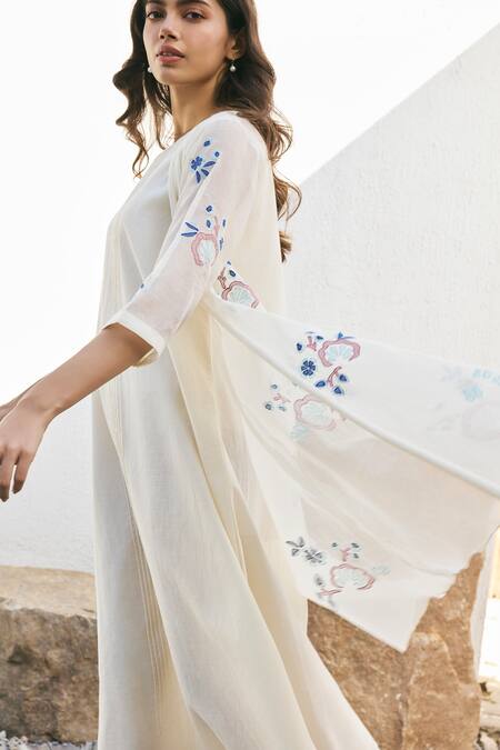 Vaayu_White Muslin Applique Open Neck Pearl Jacket Dress _Online_at_Aza_Fashions