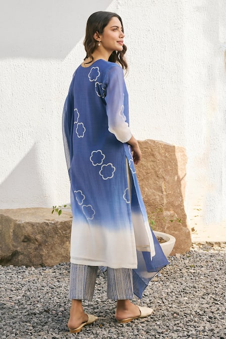 Shop_Vaayu_Blue Muslin, Cotton Round Neck Ocean Printed Kurta Set _at_Aza_Fashions
