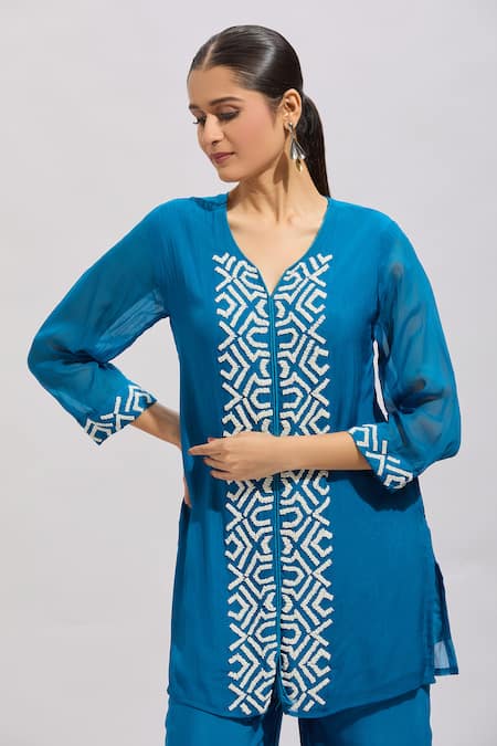 Naintara Bajaj Blue Polyester Pearls V-neck Embroidered Kurta Set Online at Aza Fashions Naintara Bajaj_Blue Polyester Pearls V-neck Embroidered Kurta Set _Online_at_Aza_Fashions