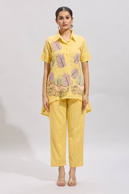 Naintara Bajaj_Yellow Cotton Embroidery Collared Shirt Kurta Set _at_Aza_Fashions