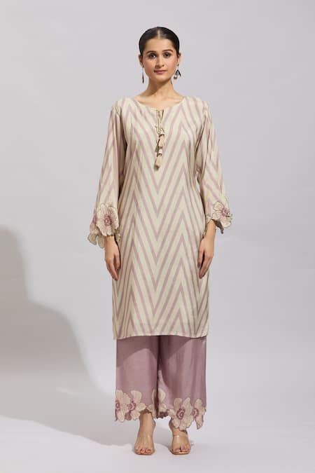 Shop_Samyukta Singhania_Pink Cotton Embroidery Round Neck Zig Zag Applique Kurta Set_Online_at_Aza_Fashions