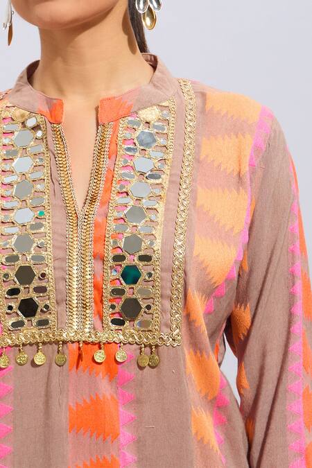 Samyukta Singhania_Multi Color Cotton Mirrors Split V-neck Work Straight Kurta Set_Online_at_Aza_Fashions