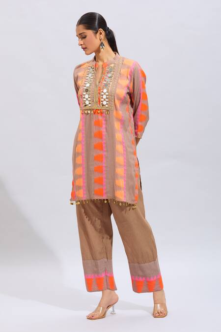 Buy_Samyukta Singhania_Multi Color Cotton Mirrors Split V-neck Work Straight Kurta Set_Online_at_Aza_Fashions