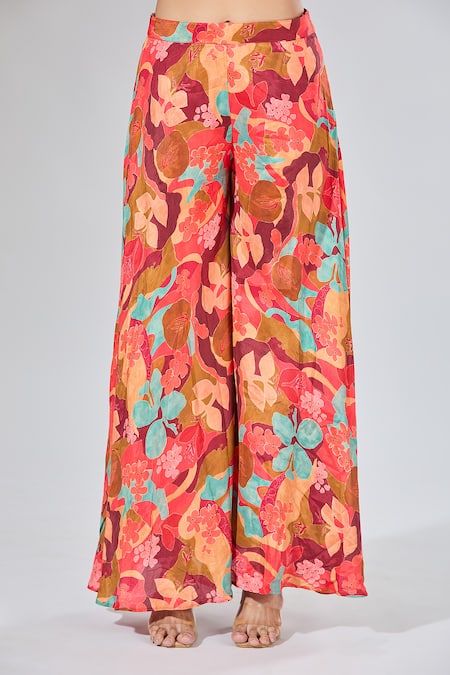 Samyukta Singhania_Red Cotton V-neck Floral Print Crop Top And Palazzo Set _at_Aza_Fashions