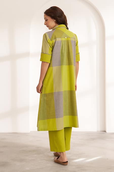 Shop_Vaaya_Green Cotton Collared Kochi Tunic And Pants Set _at_Aza_Fashions