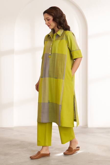 Buy_Vaaya_Green Cotton Collared Kochi Tunic And Pants Set _Online_at_Aza_Fashions