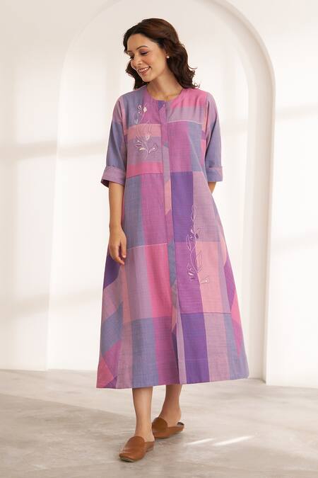 Buy_Vaaya_Purple Cotton Embroidery Round Neck Color Block Floral Midi Dress 