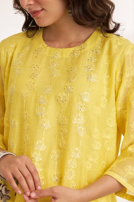 Shop_Vaaya_Yellow Chanderi Embroidery, Tassels Round Neck Lotus Silk Kurta And Dupatta Set _Online_at_Aza_Fashions