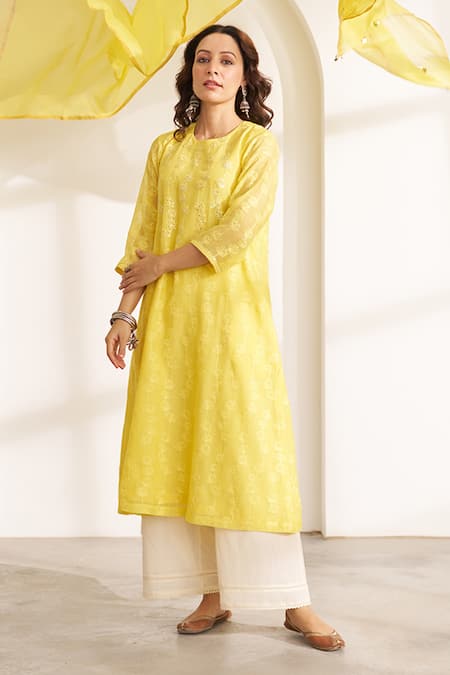 Vaaya_Yellow Chanderi Embroidery, Tassels Round Neck Lotus Silk Kurta And Dupatta Set _at_Aza_Fashions