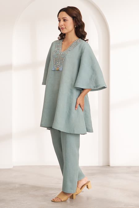 Vaaya_Green Hemp Embroidery V-neck Flowy Kurta And Pant Set _Online_at_Aza_Fashions