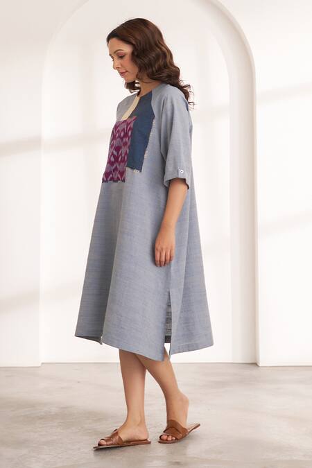 Vaaya_Blue Cotton Applique Round Neck Two-toned Handwoven Midi Dress _Online_at_Aza_Fashions
