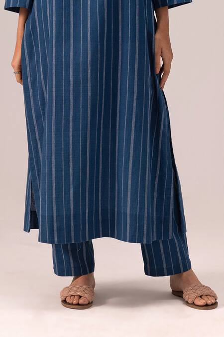 Buy Label Shreya Sharma Blue Cotton Split V-neck Striped Handwoven Kurta Set Online at Aza Fashions Buy_Label Shreya Sharma_Blue Cotton Split V-neck Striped Handwoven Kurta Set _Online_at_Aza_Fashions