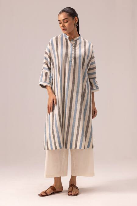 Label Shreya Sharma White Cotton Mandarin Collar Striped Handwoven Kurta Set Online at Aza Fashions Label Shreya Sharma_White Cotton Mandarin Collar Striped Handwoven Kurta Set _Online_at_Aza_Fashions