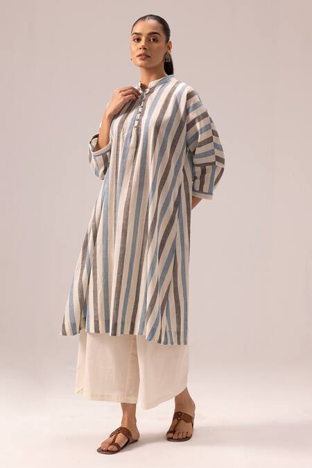 Buy Label Shreya Sharma White Cotton Mandarin Collar Striped Handwoven Kurta Set Online at Aza Fashions Buy_Label Shreya Sharma_White Cotton Mandarin Collar Striped Handwoven Kurta Set _Online_at_Aza_Fashions