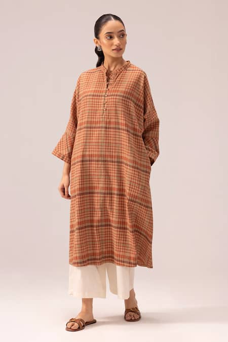 Label Shreya Sharma Brown Handwoven Cotton Kurta Set 