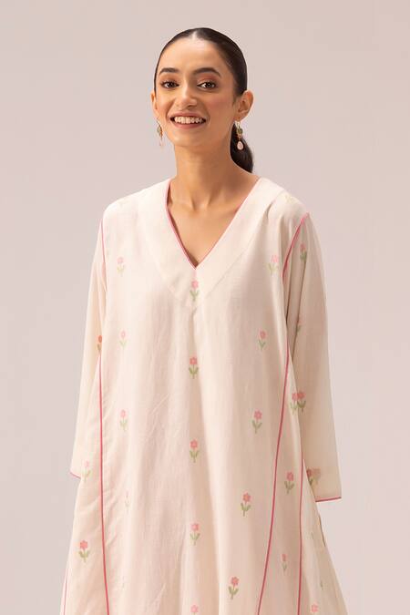 Buy_Label Shreya Sharma_Cream Handloom , Embroidery Hand Woven Jamdani Choga Kurta Set_Online_at_Aza_Fashions