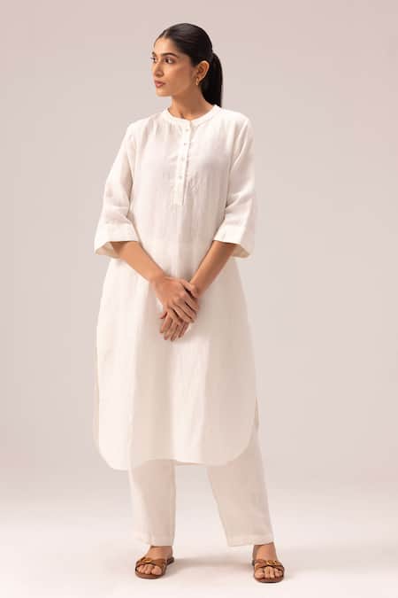 Label Shreya Sharma Handwoven Linen Kurta Set 