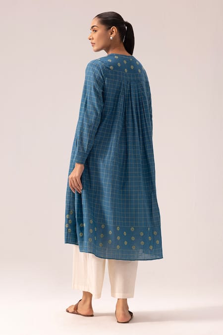 Label Shreya Sharma Handwoven Jamdani Cotton Kurta 