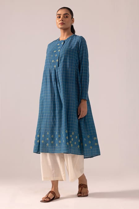 Shop_Label Shreya Sharma_Blue Handloom Cotton Embroidery Collared Handwoven Jamdani Kurta _Online_at_Aza_Fashions