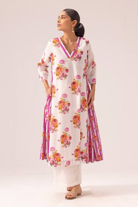 Label Shreya Sharma White Cotton V-neck Floral Printed Choga Kurta Set Online at Aza Fashions Label Shreya Sharma_White Cotton V-neck Floral Printed Choga Kurta Set _Online_at_Aza_Fashions