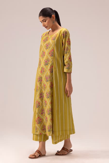 Label Shreya Sharma_Olive Green Cotton Embroidery Round Neck Printed Kurta Set _Online_at_Aza_Fashions