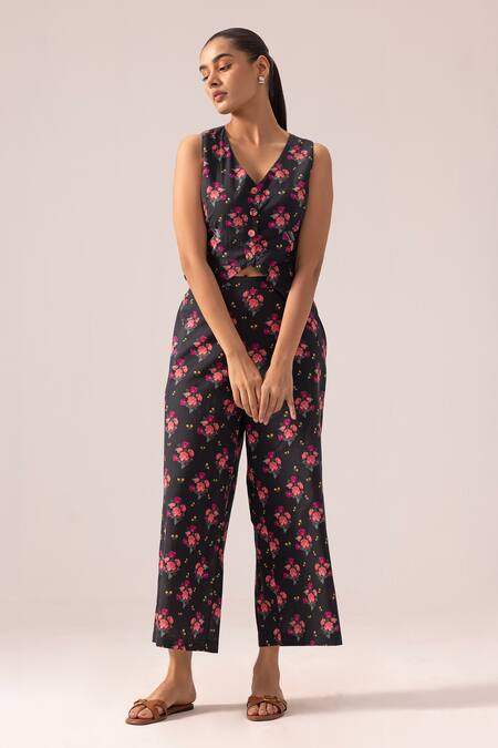 Shop_Label Shreya Sharma_Black Cotton V-neck Floral Print Vest Top And Drawstring Pants Set _Online_at_Aza_Fashions