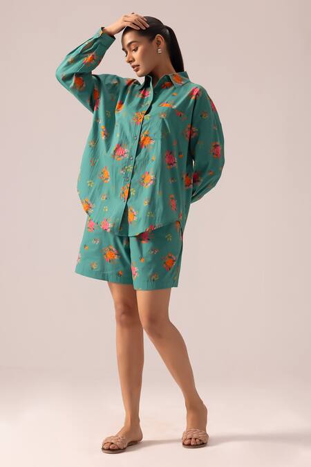 Buy Label Shreya Sharma Green Cotton Collared Floral Print Shirt And Shorts Set Online at Aza Fashions Buy_Label Shreya Sharma_Green Cotton Collared Floral Print Shirt And Shorts Set _Online_at_Aza_Fashions
