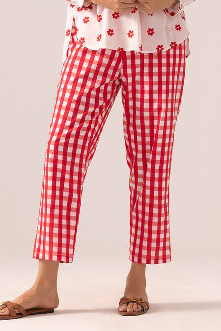 Label Shreya Sharma White , Satin Embroidery Collared Floral Print Pant Set at Aza Fashions Label Shreya Sharma_White , Satin Embroidery Collared Floral Print Pant Set _at_Aza_Fashions