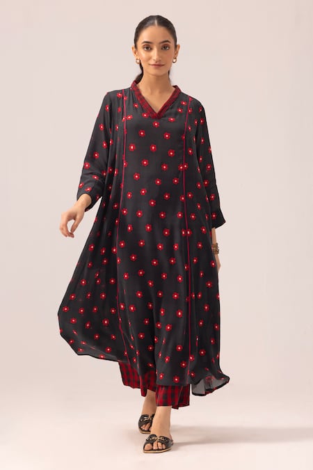 Label Shreya Sharma Floral Print Crepe Kurta Set 