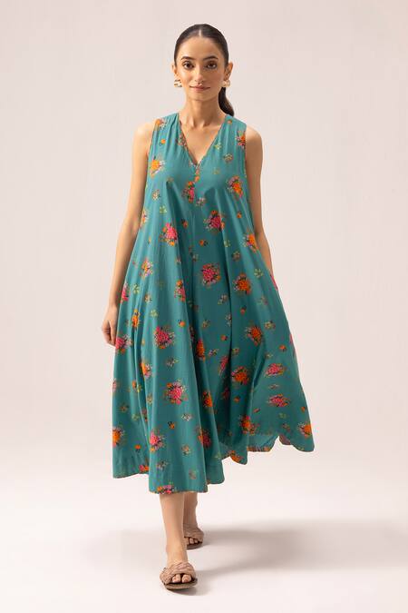 Buy Label Shreya Sharma Blue Cotton V-neck Floral Print Sleeveless Midi Dress Online at Aza Fashions Buy_Label Shreya Sharma_Blue Cotton V-neck Floral Print Sleeveless Midi Dress _Online_at_Aza_Fashions