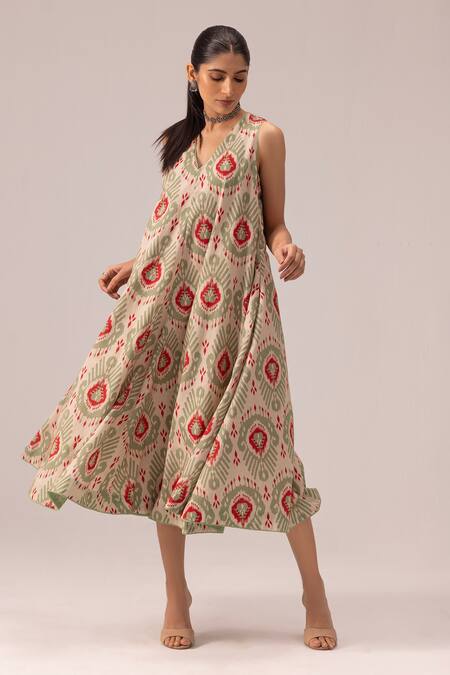 Buy Label Shreya Sharma Off White Cotton V-neck Printed Sleeveless Midi Dress Online at Aza Fashions Buy_Label Shreya Sharma_Off White Cotton V-neck Printed Sleeveless Midi Dress _Online_at_Aza_Fashions