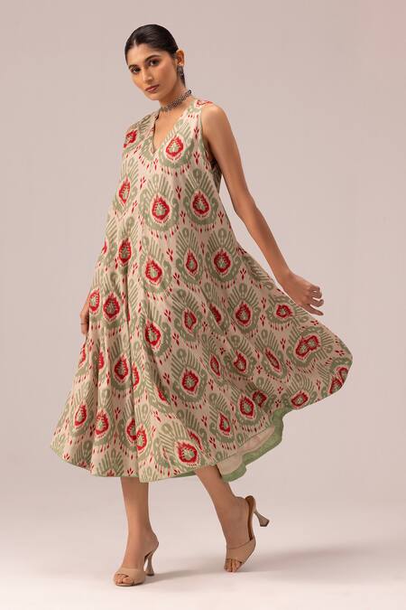 Shop Label Shreya Sharma Off White Cotton V-neck Printed Sleeveless Midi Dress Online at Aza Fashions Shop_Label Shreya Sharma_Off White Cotton V-neck Printed Sleeveless Midi Dress _Online_at_Aza_Fashions