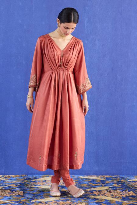 Shop Sarang Kaur Orange Cotton, Chiffon Sequins, Embroidery V-neck Hand Kaftan Suit Online at Aza Fashions Shop_Sarang Kaur_Orange Cotton, Chiffon Sequins, Embroidery V-neck Hand Kaftan Suit _Online_at_Aza_Fashions