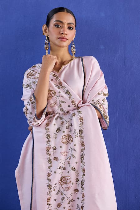 Buy Sarang Kaur Pink Cotton Embroidery V-neck Hand Kurta Set Online at Aza Fashions Buy_Sarang Kaur_Pink Cotton Embroidery V-neck Hand Kurta Set _Online_at_Aza_Fashions