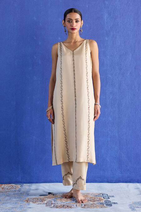 Buy_Sarang Kaur_Beige Chanderi Silk Embroidery Round Neck Hand Kurta Set _Online_at_Aza_Fashions